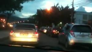 Tráfico Pesado en Bulevar Suyapa, Tegucigalpa, Honduras